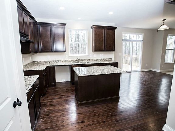 5th image of 537 Maketewah Dr