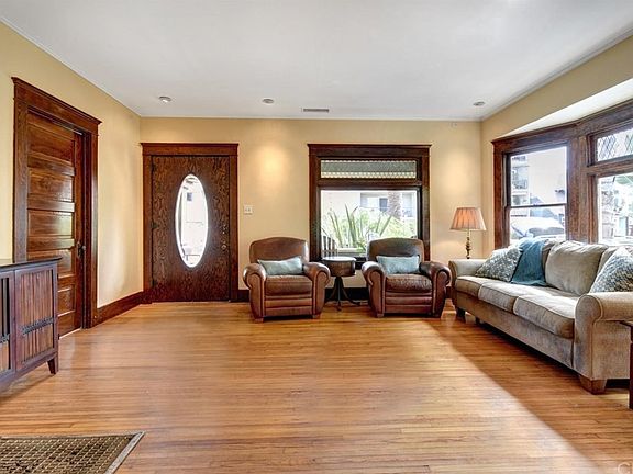 5th image of 279 Molino Ave