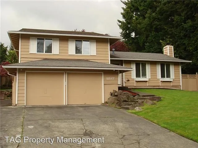 1837 172nd Pl NE photo 1
