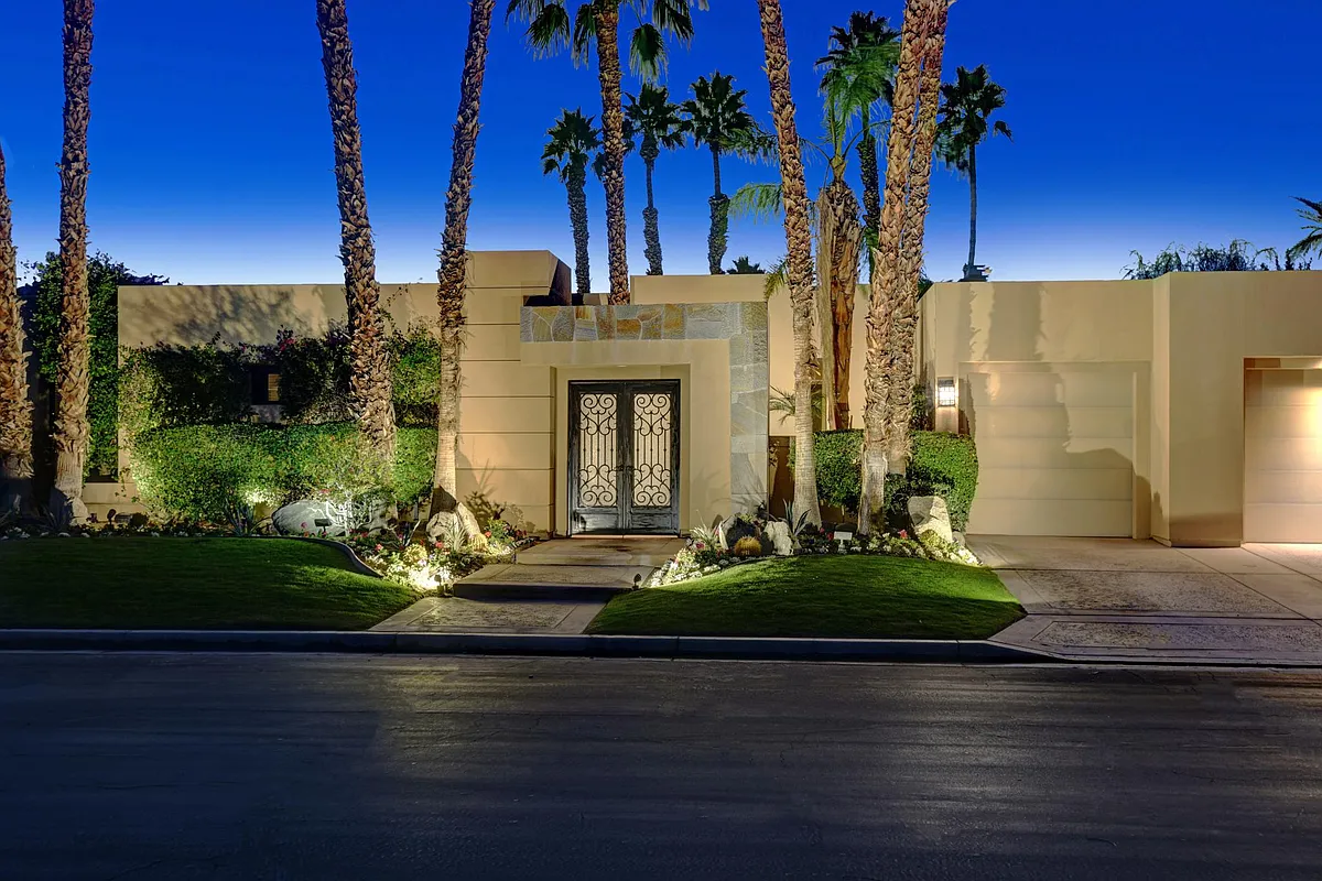 Building Photo - 50445 Mountain Shadows Rd