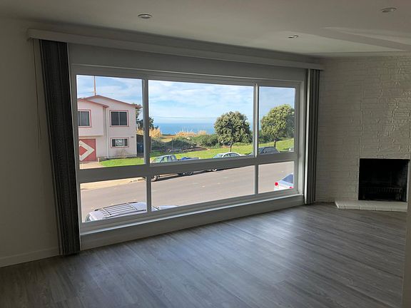 2nd image of 939 Skyline Dr