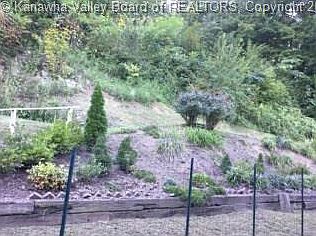 5th image of 1556 Alder Dr