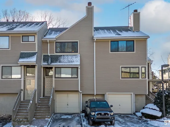 226 Sunrise Hill Road #226, Norwalk, CT 06851