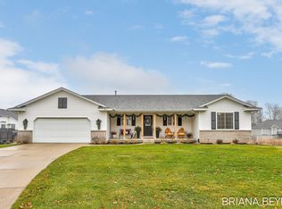 7654 Teal Pond Ct, Hudsonville, MI 49426