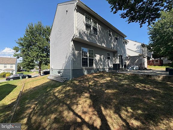 4th image of 3108 Butterfly Way
