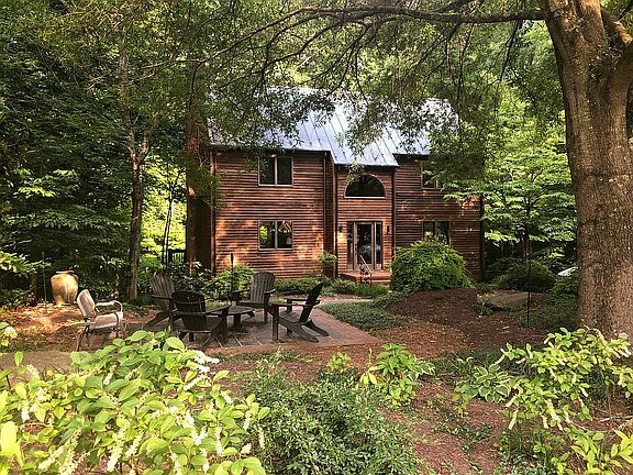 Front Patio and Fountain