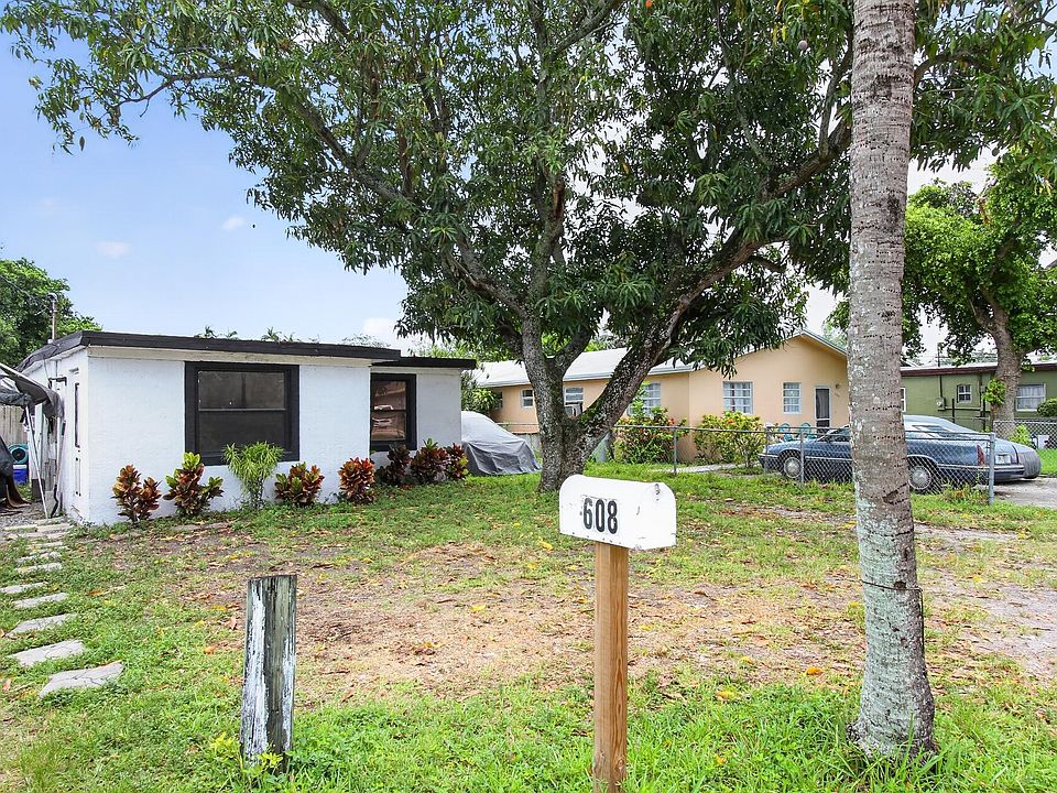 1st image of 608 NW 15th Avenue