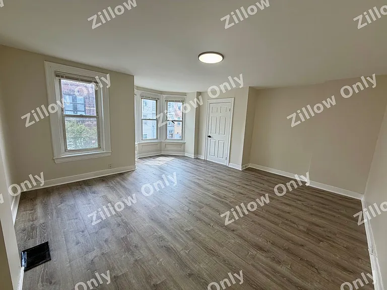 323 Vine St #B — Photo 9