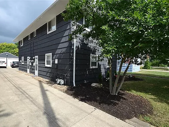 1308 Webb Rd — Photo 11