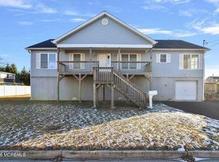 410 Bayview Ave, Union Beach, NJ 07735