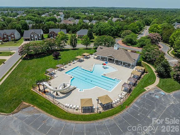 4th image of 1109 Cooper Ln
