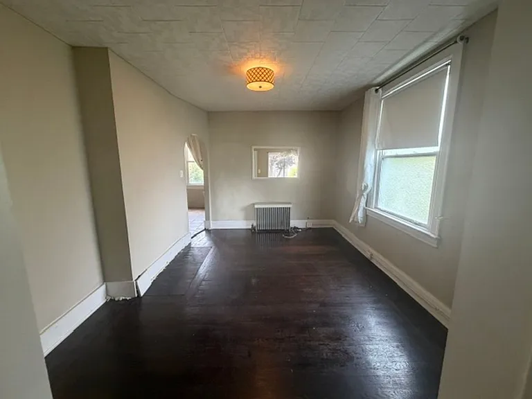 75 Craighead St — Photo 8