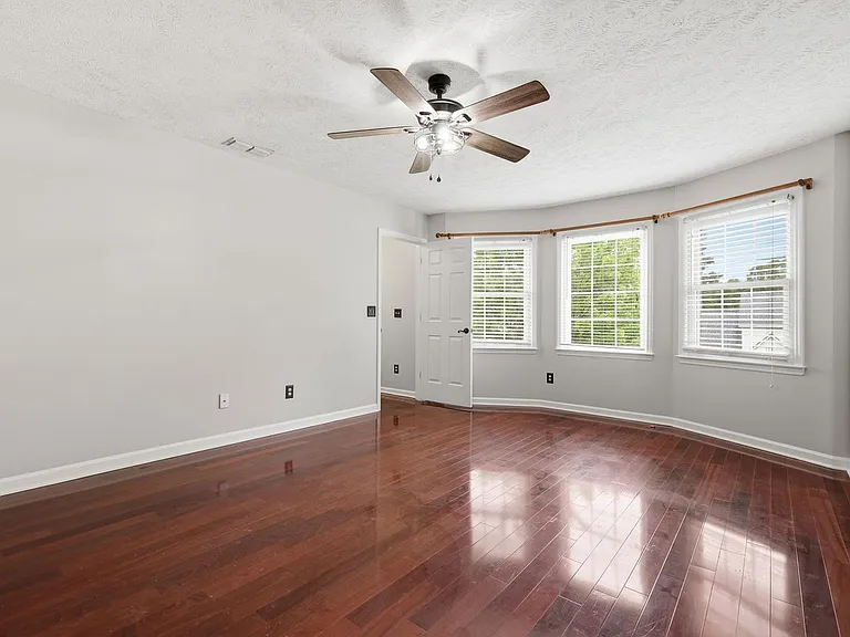 6824 Saint Julian Way — Photo 23
