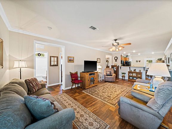 3rd image of 47 Paseo Encinal Dr