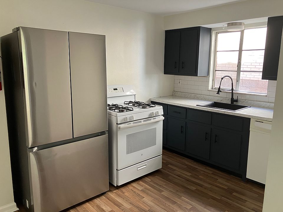 1st image of 735 Center Ave Floor 1