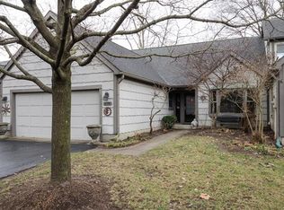 8194 River Bay Dr E, Indianapolis, IN 46240
