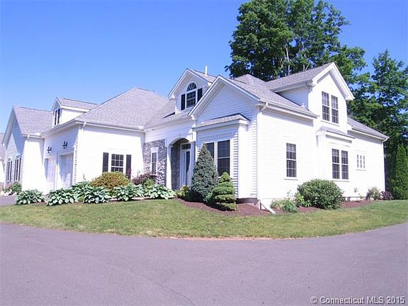 2nd image of 255 Unionville Ave