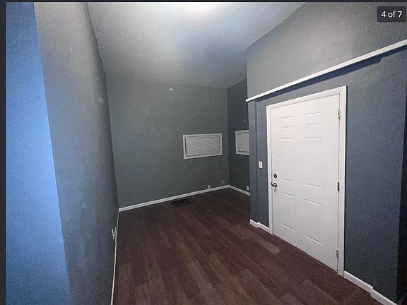 4th image of 430 Case Ave E