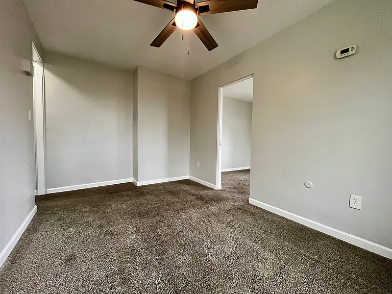 2707 Strachan Ave #2 — Photo 9