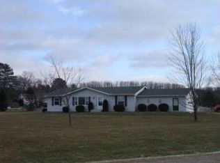 220959 Bell St, Hatley, WI 54440