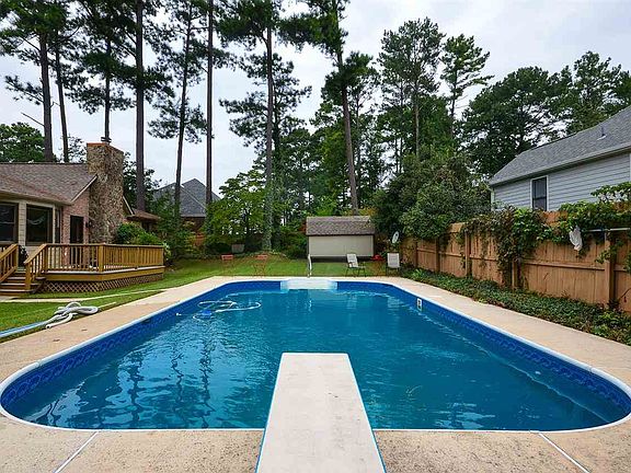 3rd image of 1603 Wintergreen Ct NW
