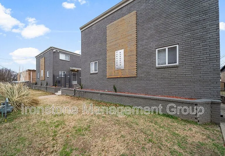 3636 S Indianapolis Ave #2 — Photo 24