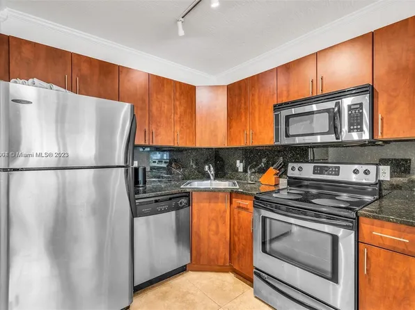 1872 NE 46th St APT D5, Fort Lauderdale, FL 33334