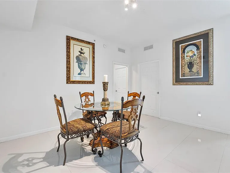 625 Casa Loma Blvd #1608 — Photo 16