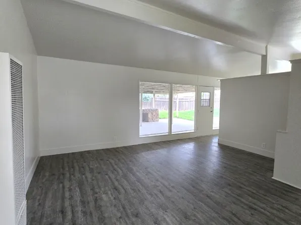 131 E Mesa Ave, Fresno, CA 93710