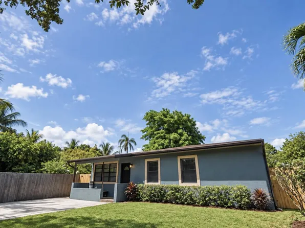 1142 Chateau Park Drive, Fort Lauderdale, FL 33311