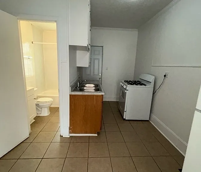 417 N Adams St #2 — Photo 10