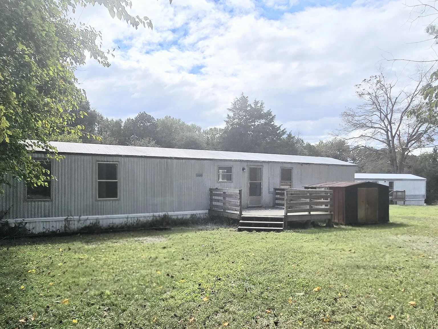 2 bed, 900 sqft, $1,200 — Photo 2
