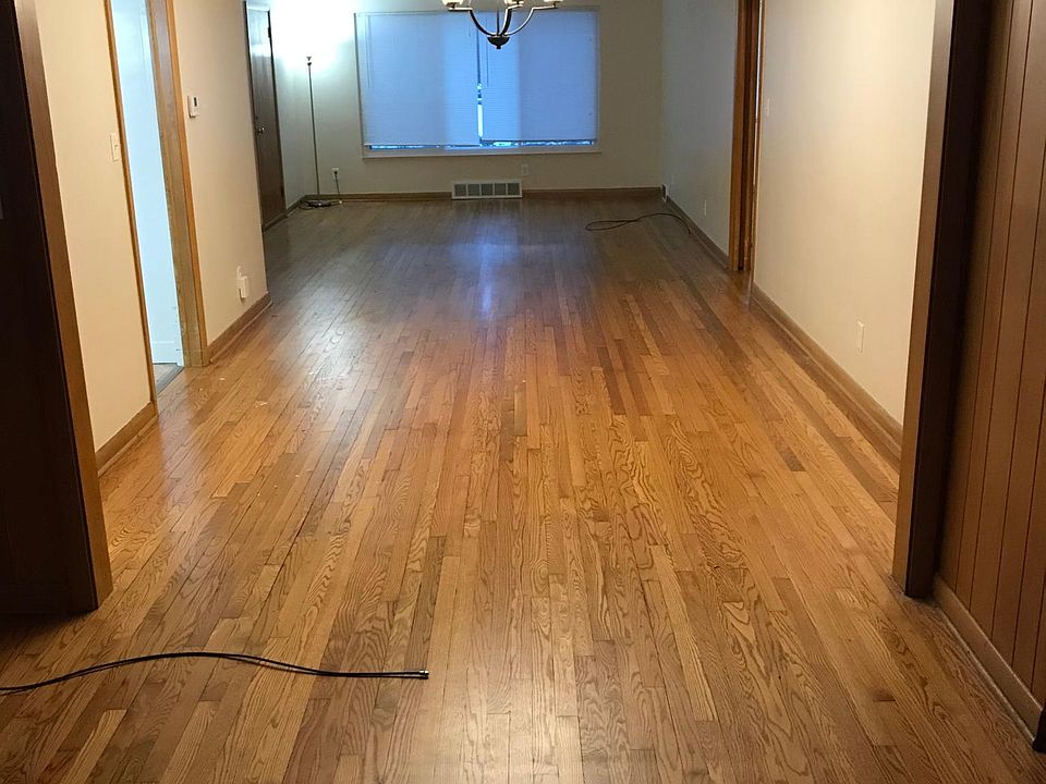 2nd image of 1694 & 1696 Tanglewood Dr