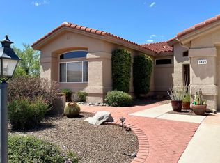 1059 E Versailles Dr, Oro Valley, AZ 85755