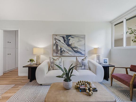 4th image of 245 Aster St APT 6