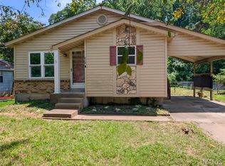 2110 Bryan Dr, High Ridge, MO 63049