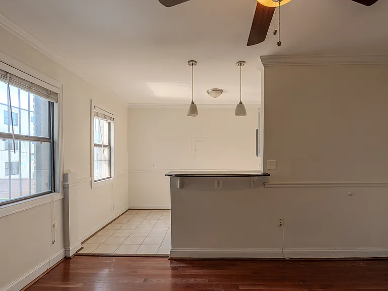 315 Evarts St NE #102 — Photo 6