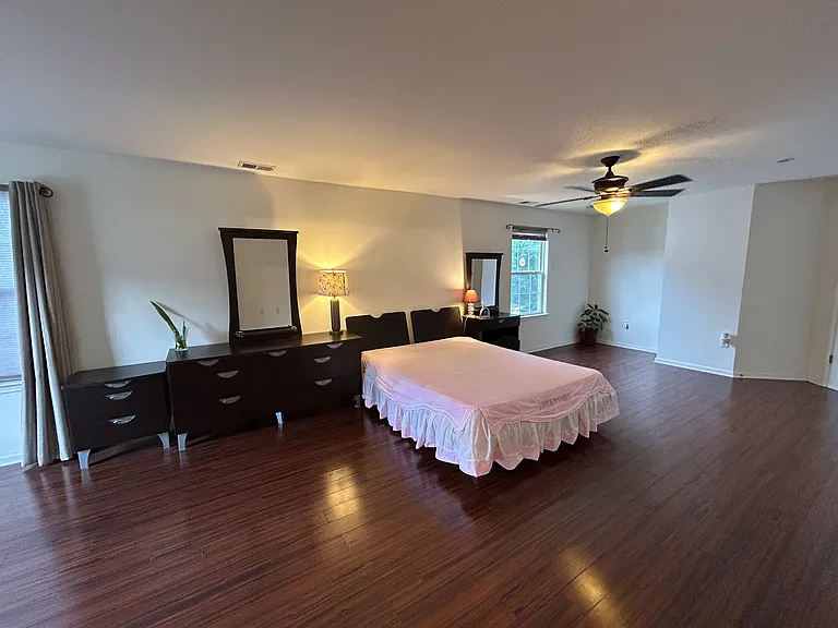 240 Kensington Dr — Photo 11