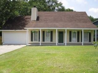 101 Iron Rd, Summerville, SC 29486