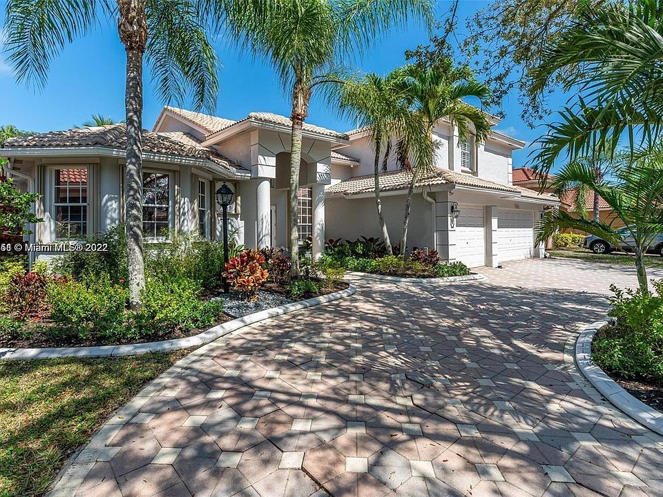 1st image of 1295 NW 23rd St