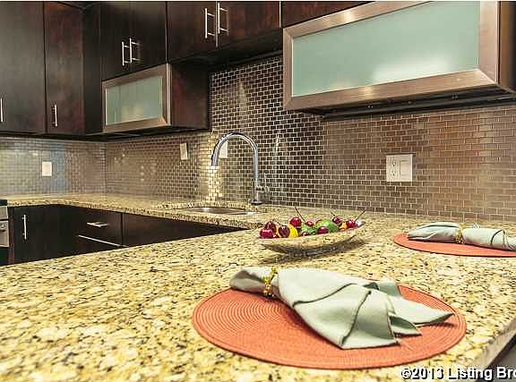 3rd image of 415 E Market St Unit 301