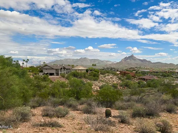 16745 E GREENBRIER Lane #30, Fountain Hills, AZ 85268