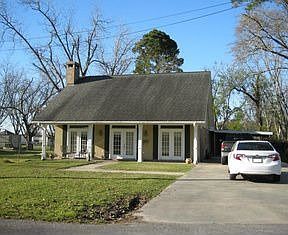 2nd image of 107 Bowden St
