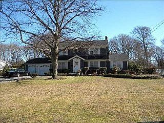 2nd image of 163 Suydam Ln