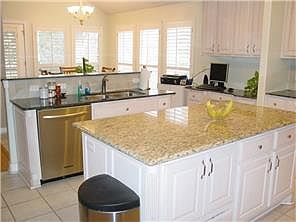 3rd image of 119 The Hills Dr
