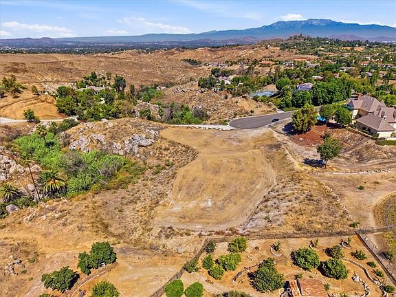 4th image of 6824 Boulder Creek Ln