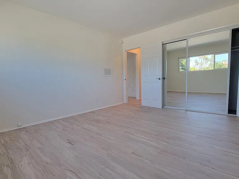 3769 Hughes Ave #7 — Photo 11