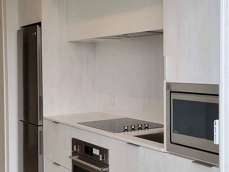 130 River St #3206 — Photo 16