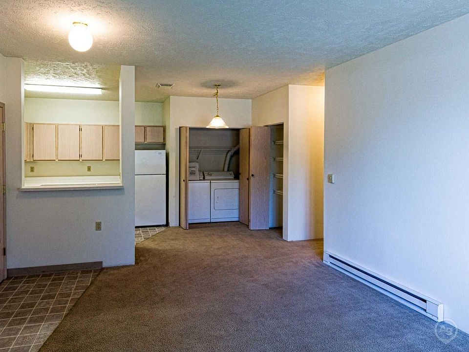 1st image of 4707 E Upriver Dr #15