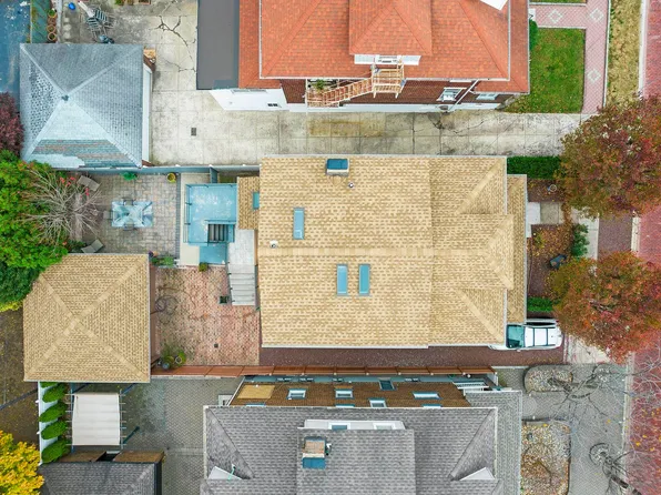 25 75th Street image 34 of 37